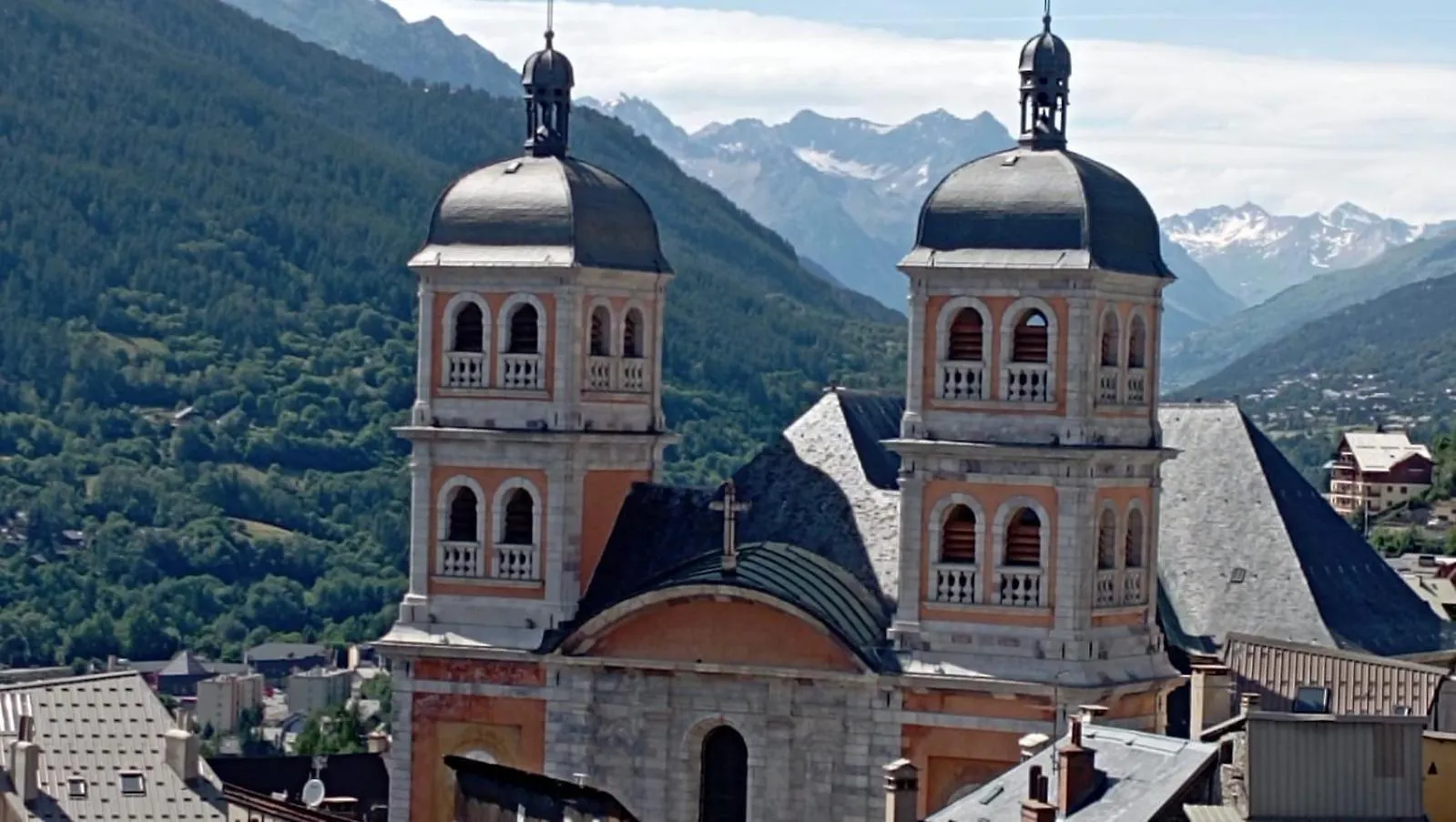 Superbe T2 A 2 Pas Des Pistes Et Des Sentiers De Randonnee Apartment Briancon