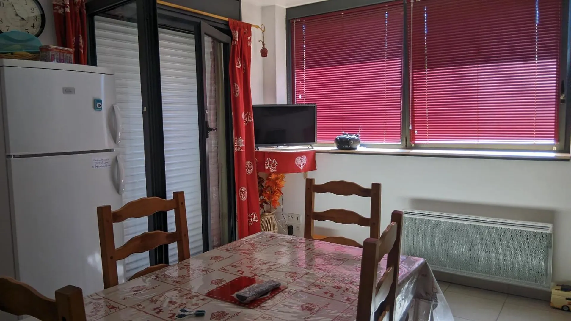 Superbe T2 A 2 Pas Des Pistes Et Des Sentiers De Randonnee Apartment Briancon  France