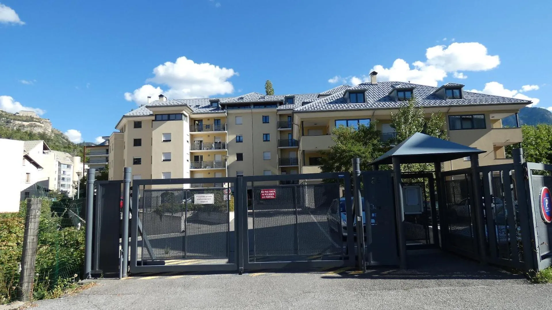 Superbe T2 A 2 Pas Des Pistes Et Des Sentiers De Randonnee Apartment Briancon
